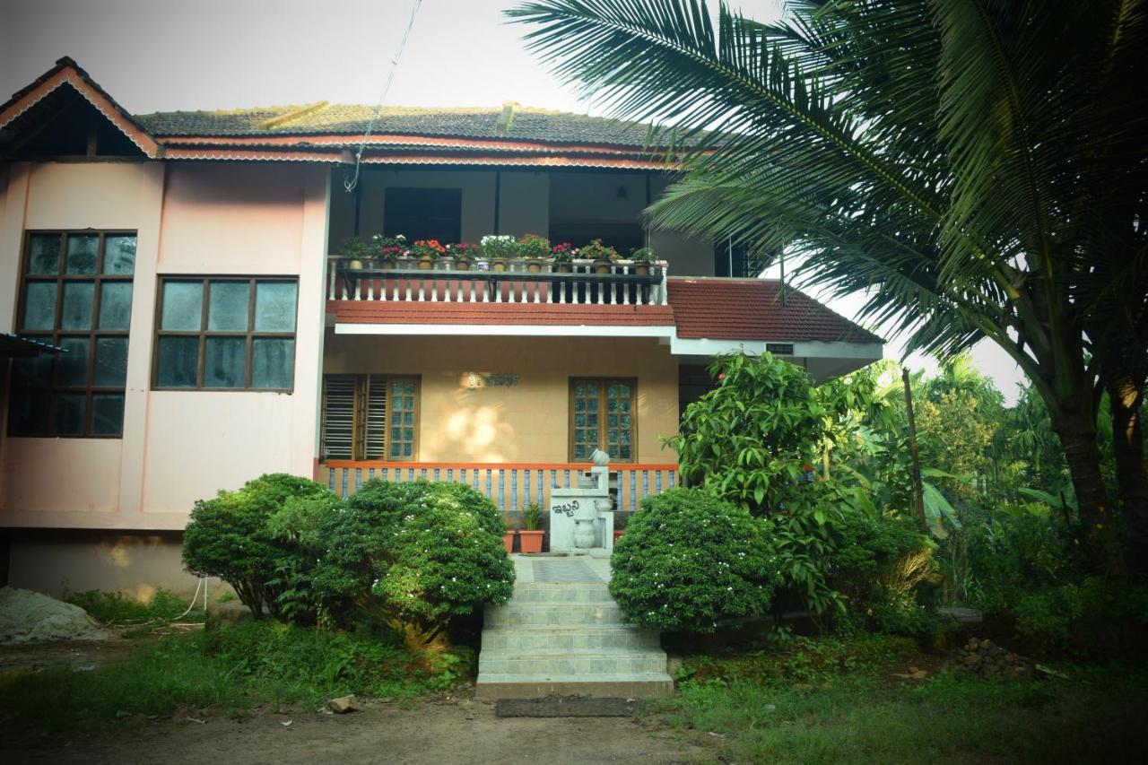 IBBANI Homestay, Siddapur Luaran gambar
